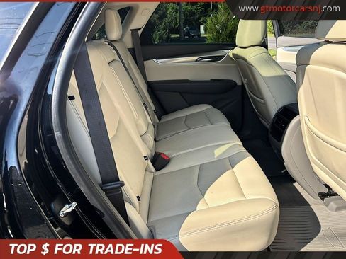 Used 2018 Cadillac XT5 Luxury w/ Driver Awareness Package AWD/4WD image 27