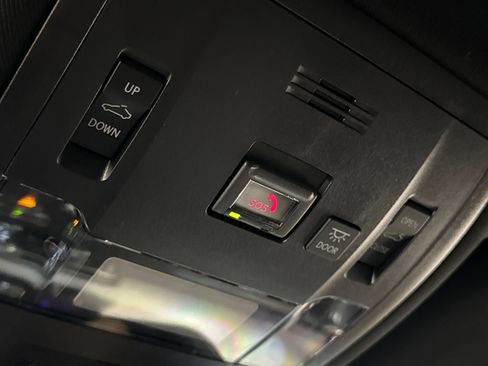 Used 2024 Lexus IS 500 w/ Special Appearance Package RWD image 40