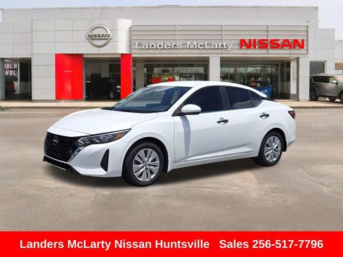 Used 2025 Nissan Sentra S FWD image 9