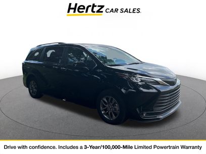 Used 2025 Toyota Sienna XLE