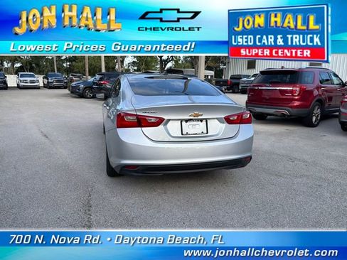 Used 2018 Chevrolet Malibu LS FWD image 9