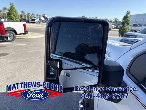 Used 2024 Chevrolet Silverado 3500 High Country w/ High Country Premium Package AWD/4WD image 8