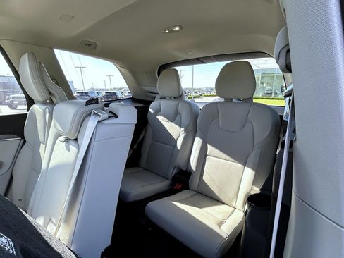 Used 2025 Volvo XC90 B6 Plus w/ Protection Package AWD/4WD image 20