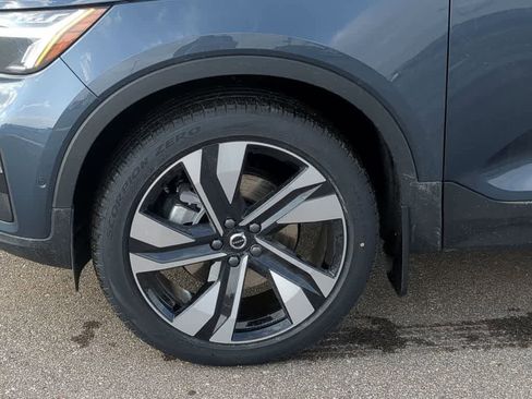 New 2026 Volvo XC40 B5 Plus w/ Protection Package Premier image 13