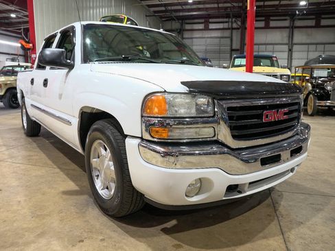 Used 2005 GMC Sierra 1500 SLT w/ Light Duty Power Package RWD image 12