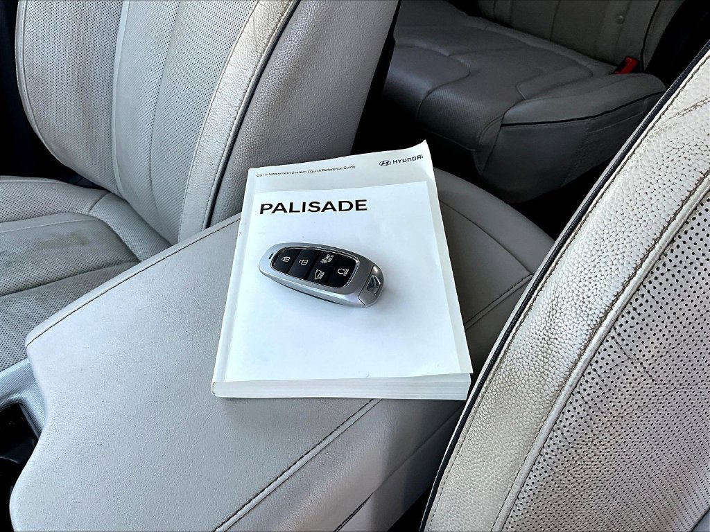 Used 2023 Hyundai Palisade Limited AWD/4WD image 40