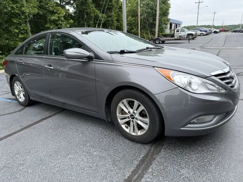 Used 2013 Hyundai Sonata GLS w/ Popular Equipment Pkg FWD image 5