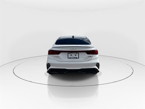 Used 2024 Kia Forte GT-Line w/ GT-Line Premium Package image 7