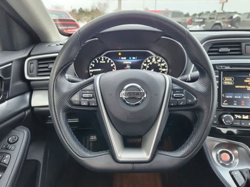 Used 2019 Nissan Maxima 3.5 S w/ Floor Mat Group image 16