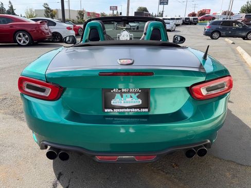 Used 2017 FIAT 124 Spider Abarth RWD image 5