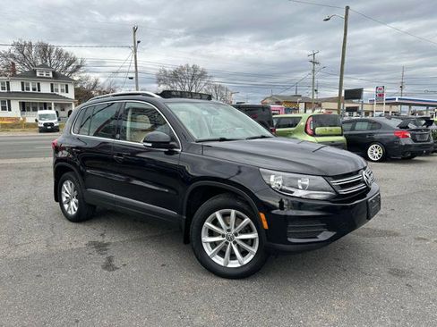 Used 2017 Volkswagen Tiguan Wolfsburg Edition image 2
