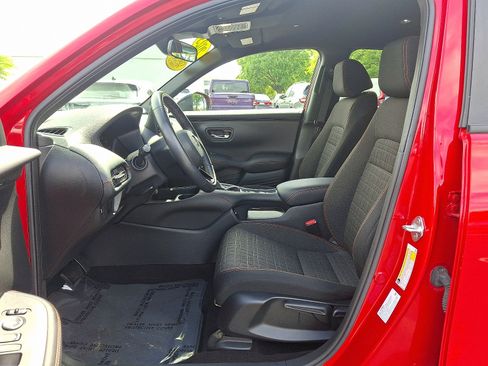 Used 2023 Honda HR-V Sport image 13