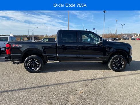 Used 2025 Ford F250 Platinum w/ FX4 Off-Road Package AWD/4WD image 7