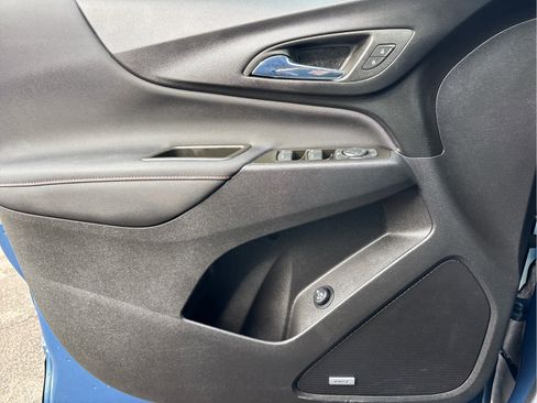 Used 2024 Chevrolet Equinox RS w/ RS Leather Package image 29