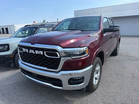 Used 2025 RAM 1500 Big Horn AWD/4WD image 3