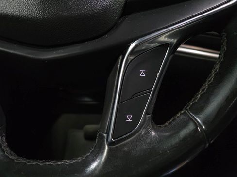 Used 2021 Cadillac XT5 Luxury FWD image 21