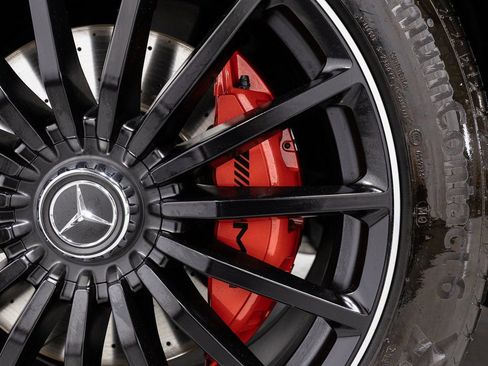 Used 2024 Mercedes-Benz GLS 63 AMG 4MATIC image 43