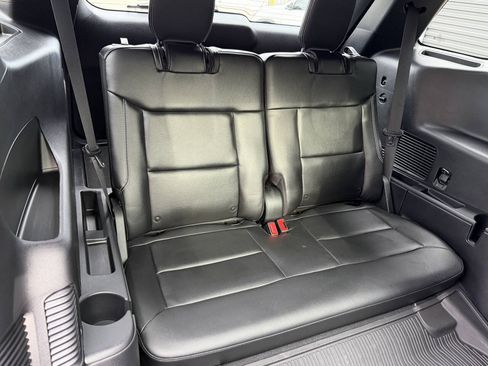 Used 2022 Ford Explorer ST AWD/4WD image 20