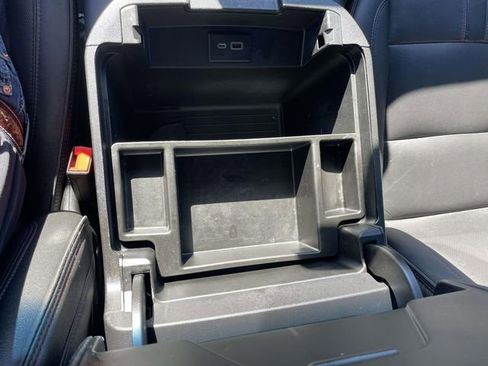 Used 2022 Chevrolet Tahoe RST AWD/4WD image 40