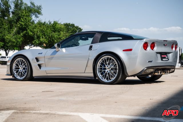 Used 2011 Chevrolet Corvette ZR1 w/ Preferred Equipment Group RWD image 6