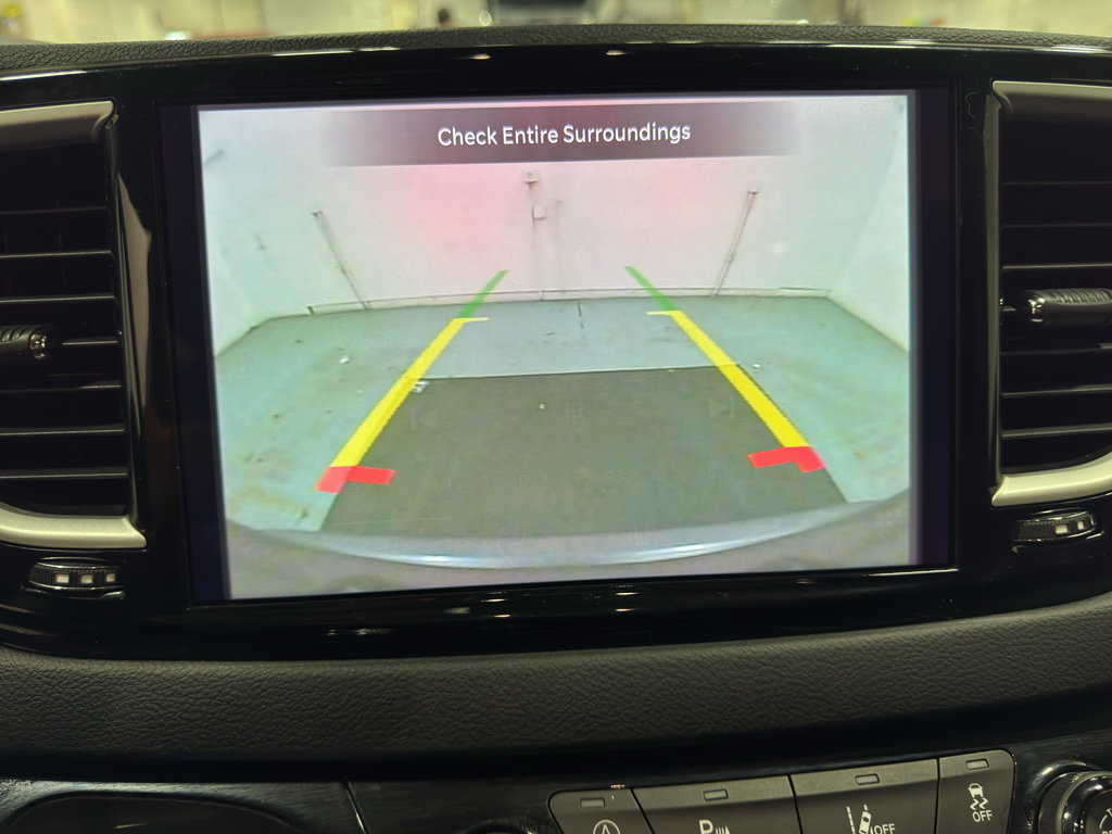 Used 2023 Chrysler Pacifica Touring-L FWD image 35