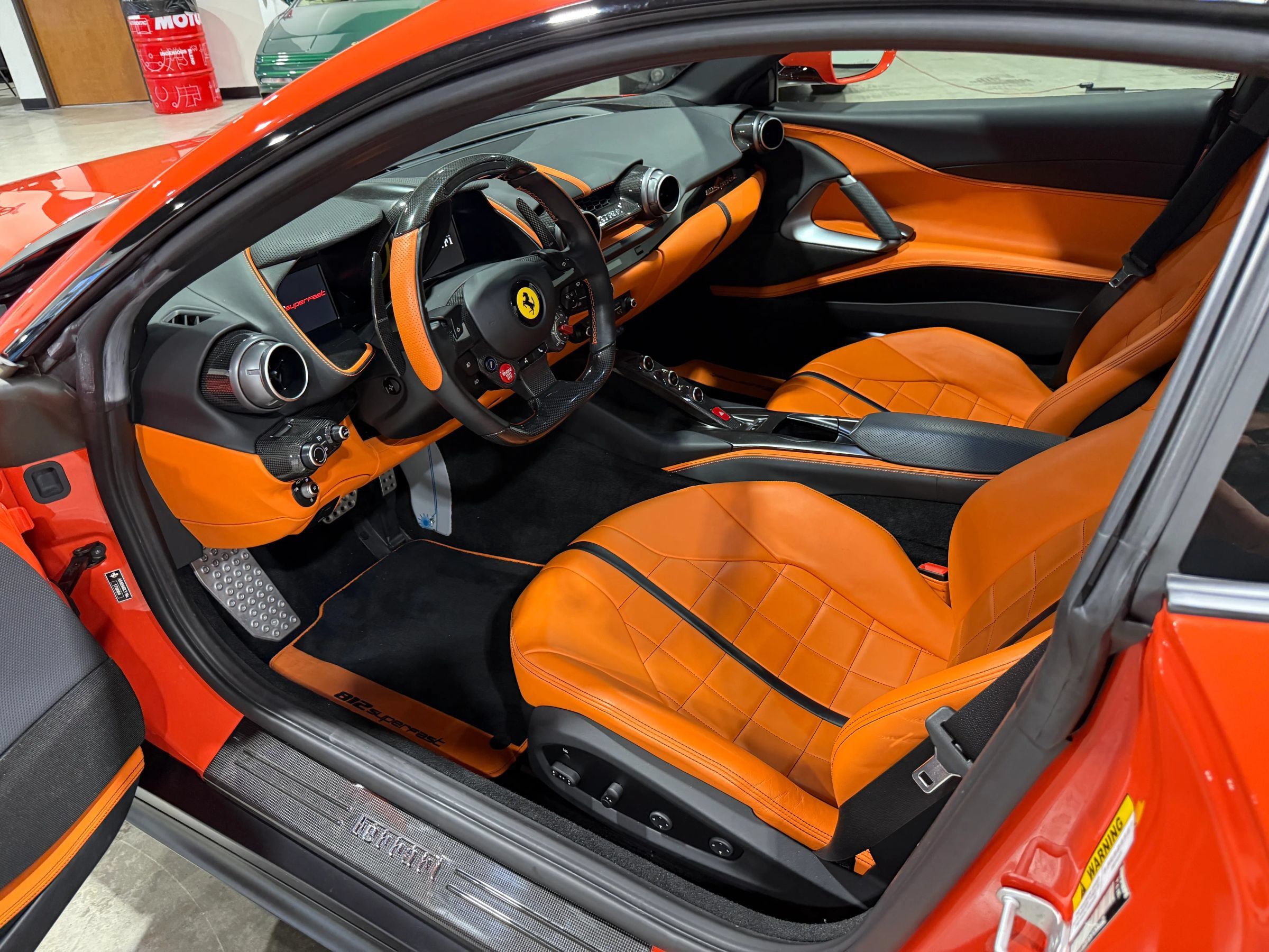Used 2020 Ferrari 812 Superfast RWD image 40