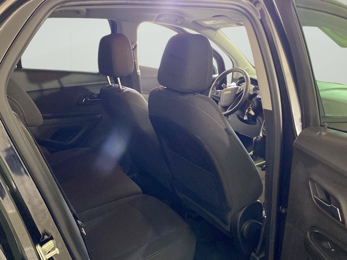 Used 2020 Chevrolet Trax LS w/ Tint and Cruise Package FWD image 15