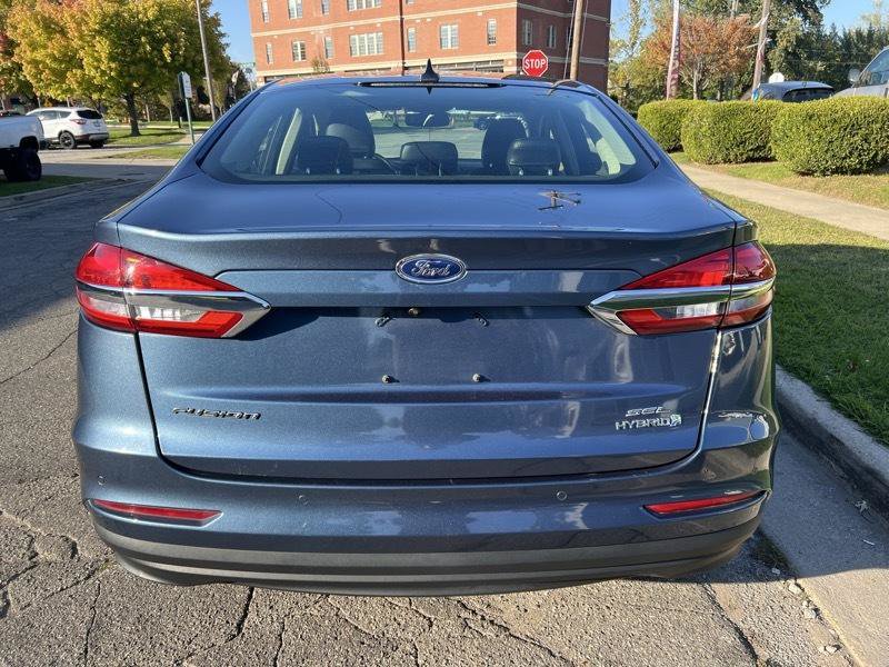 Used 2019 Ford Fusion SEL FWD image 4