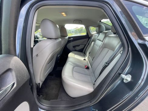 Used 2012 Buick Verano Convenience FWD image 25