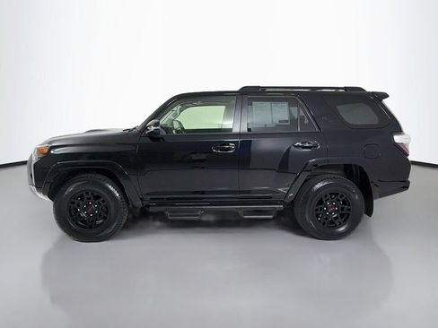 Used 2024 Toyota 4Runner TRD Off-Road Premium w/ Off Road Premium Plus Package AWD/4WD image 4