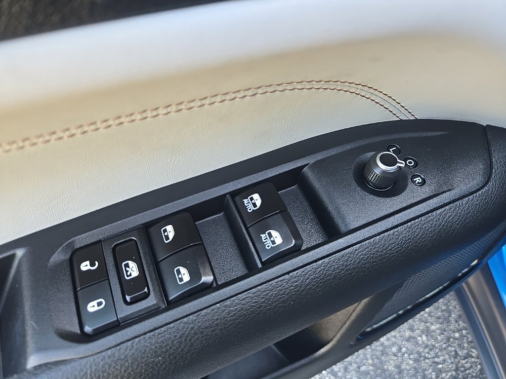 Used 2024 Jeep Compass Limited AWD/4WD image 27