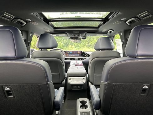New 2027 INFINITI QX80 Sensory AWD/4WD image 29