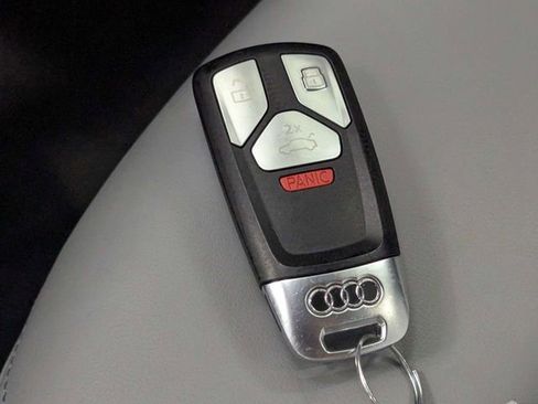 Used 2023 Audi Q5 2.0T Premium w/ Convenience Package AWD/4WD image 24