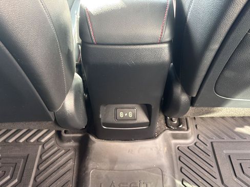 Used 2025 Kia Soul GT-Line FWD image 41