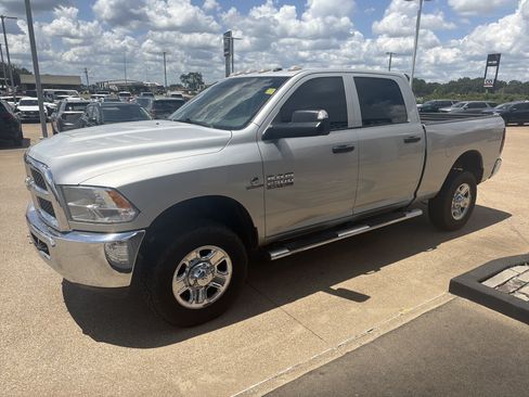 Used 2016 RAM 2500 Tradesman w/ Chrome Appearance Group AWD/4WD image 1