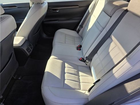 Used 2017 Lexus ES 350 w/ Luxury Package FWD image 27