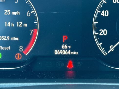 Used 2018 Honda Accord Touring image 20