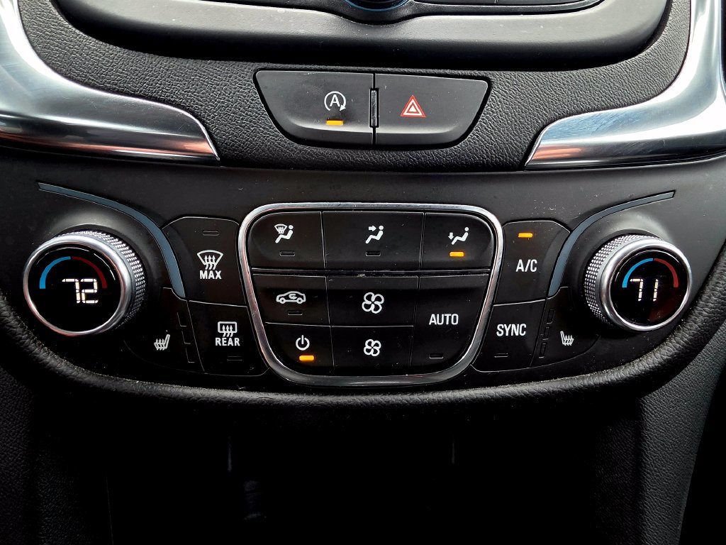 Used 2024 Chevrolet Equinox LT FWD image 42