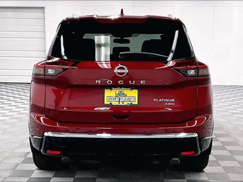 Used 2025 Nissan Rogue Platinum AWD/4WD image 5