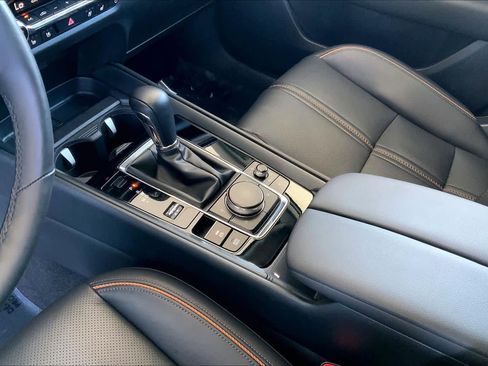 Used 2024 MAZDA CX-50 2.5 Turbo w/ Cargo Package image 16