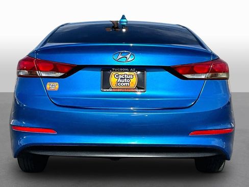 Used 2017 Hyundai Elantra SE FWD image 4