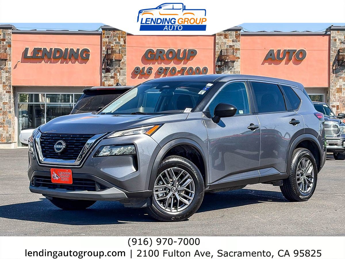 Used 2023 Nissan Rogue S AWD/4WD image 1