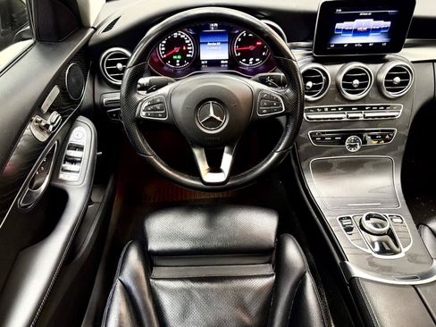 Used 2017 Mercedes-Benz C 300 4MATIC Sedan image 2