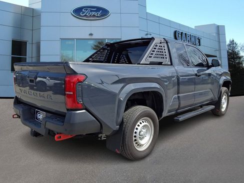 Used 2025 Toyota Tacoma SR w/ SR Upgrade Package image 8