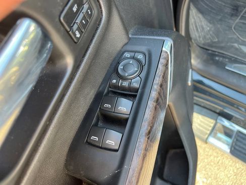 Used 2022 GMC Sierra 2500 Denali AWD/4WD image 21