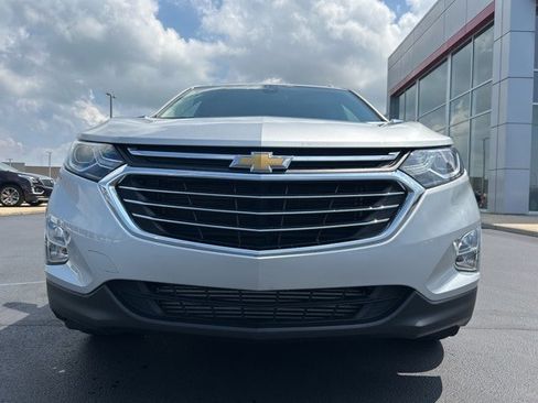 Used 2021 Chevrolet Equinox Premier image 2