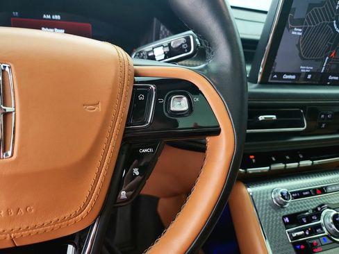 Used 2020 Lincoln Aviator Black Label Grand Touring w/ Class IV Trailer Tow Package image 28