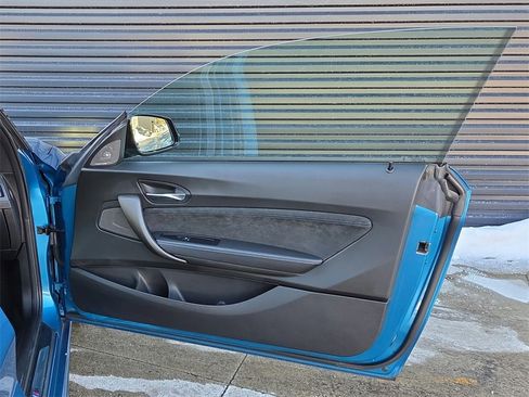 Used 2018 BMW M2 image 19