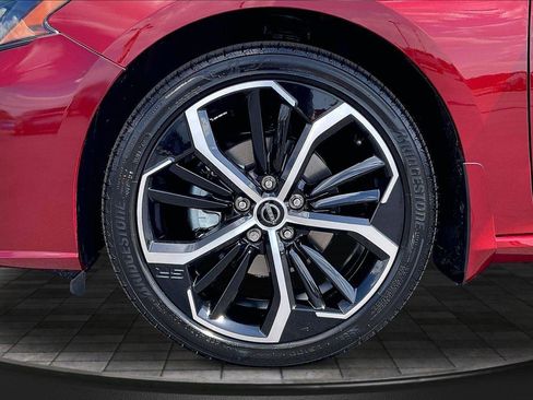 New 2026 Nissan Altima 2.5 SR FWD image 12