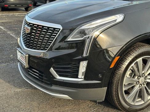 Used 2022 Cadillac XT5 Premium Luxury w/ Technology Package AWD/4WD image 7